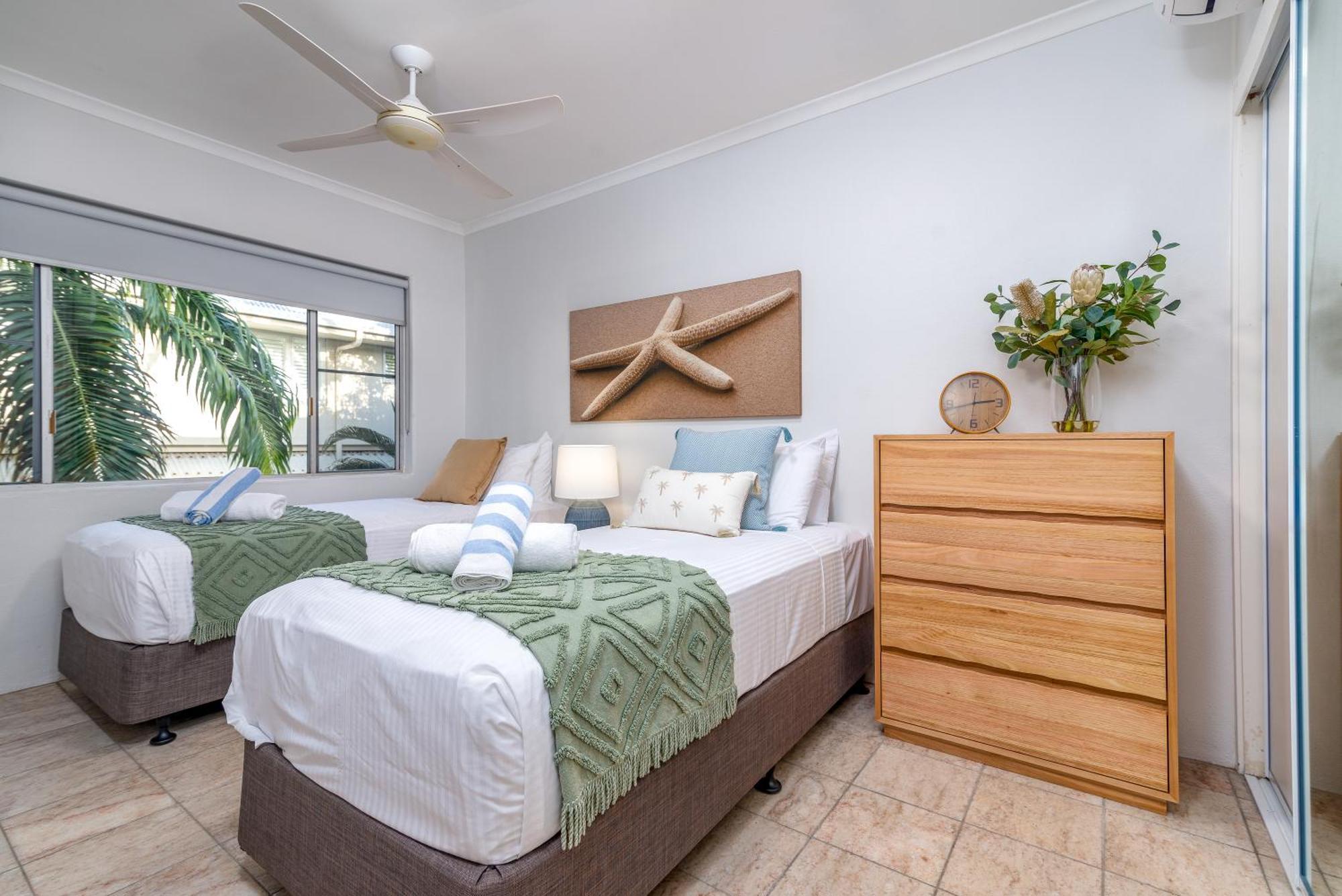 Driftwood Mantaray - Official Onsite Reception And Check In Aparthotel Port Douglas Exteriör bild