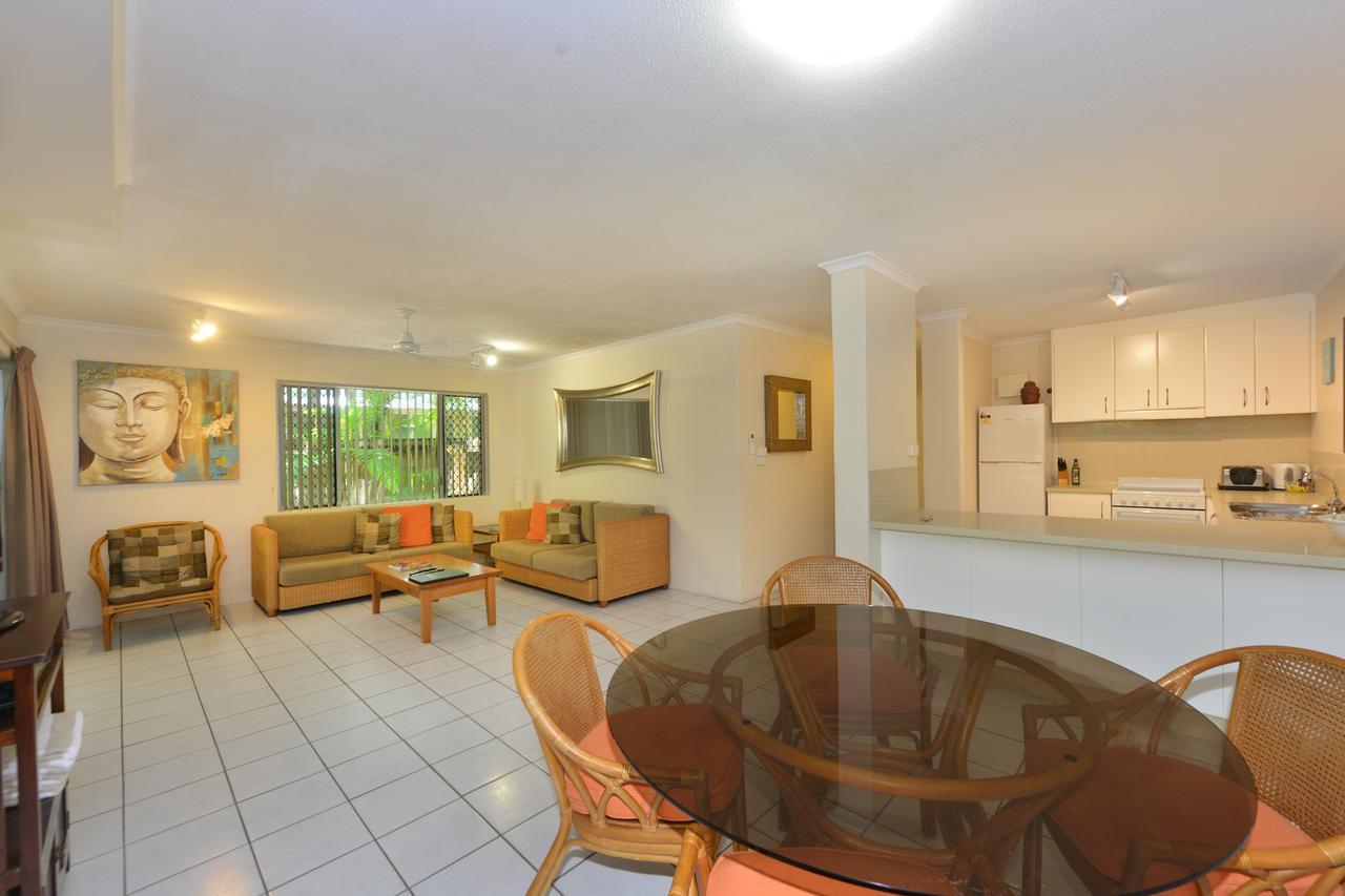 Driftwood Mantaray - Official Onsite Reception And Check In Aparthotel Port Douglas Exteriör bild