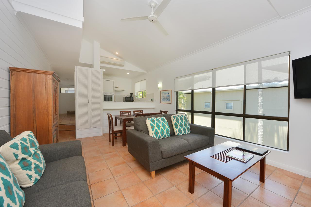 Driftwood Mantaray - Official Onsite Reception And Check In Aparthotel Port Douglas Exteriör bild